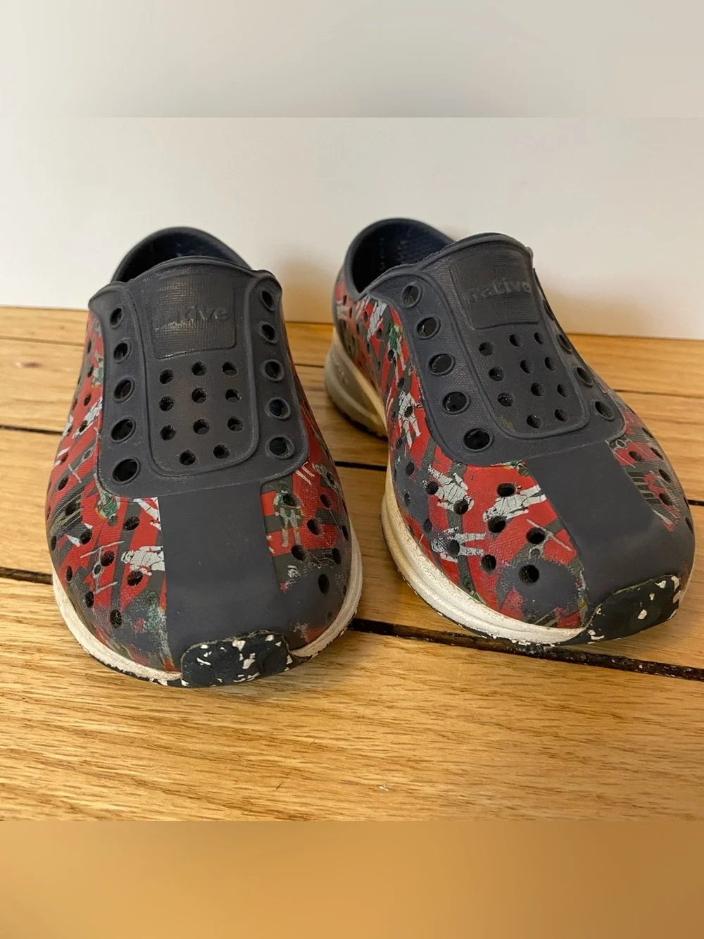 Native Sandals Water Shoes Toddler Boys Sz 11 Star Wars Collab Gray Summer Beach